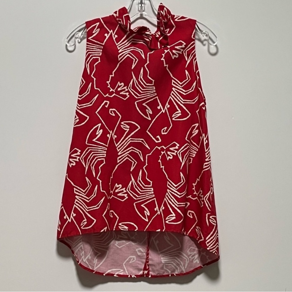 tyler böe Red lobster patterned linen blend sleeveless high ruffled collar top